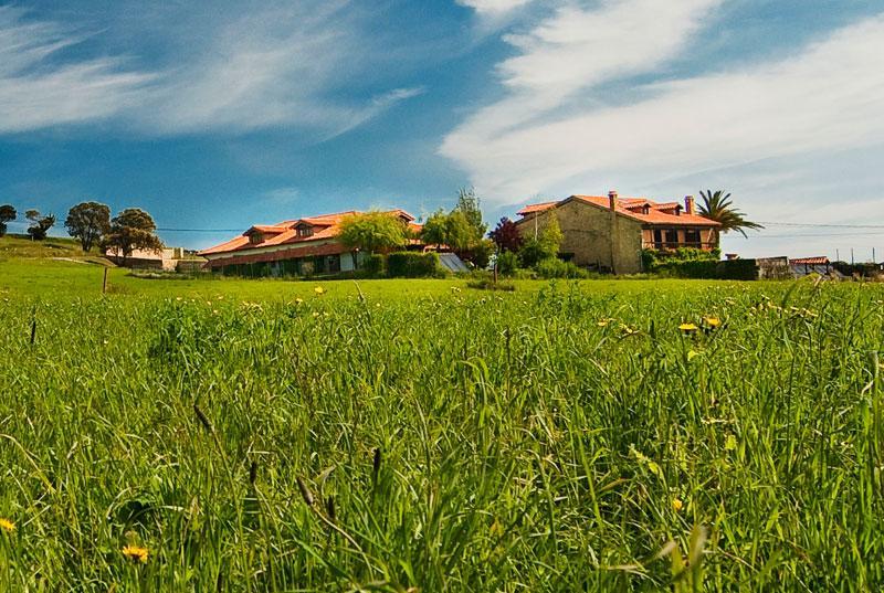 La Posada De Langre Anexo מראה חיצוני תמונה